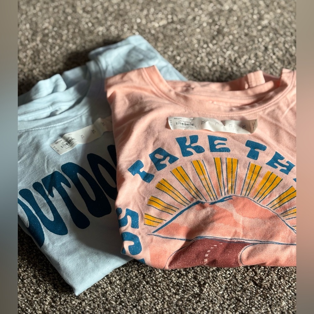 Sonoma  tee shirts